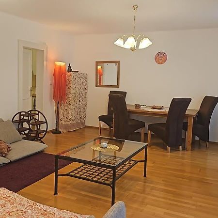 Laxmi Happy Home In Historical Prag Exterior foto